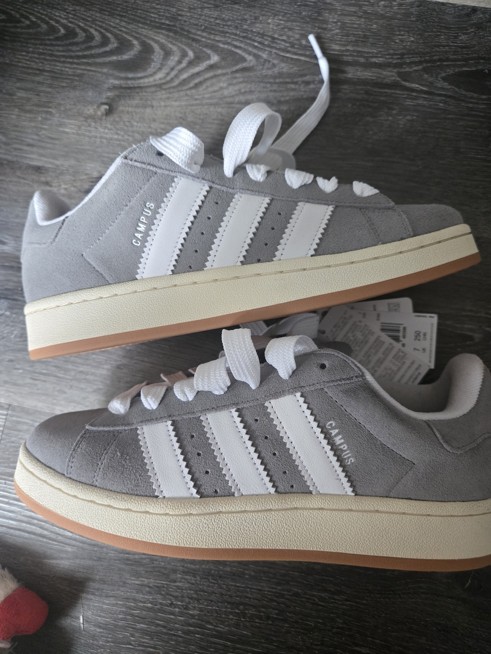 Adidas Campus Suede Sneakers in Light Gray & White Size 7.5 New